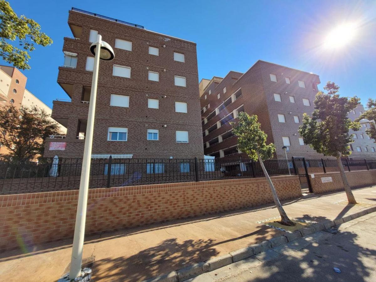 Schoene Ferienwohnung Ca. 350M Vom Strand Entfernt أوروبيسا ذيل مار المظهر الخارجي الصورة